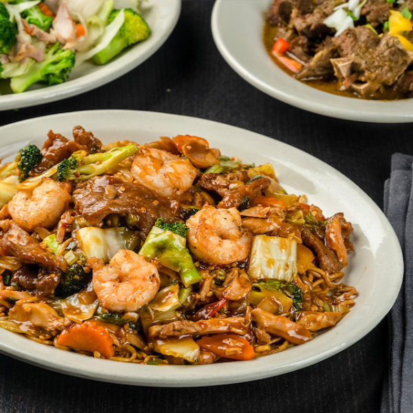 Spade Bar & Lounge Caribbean Restaurant & Entertainemnt